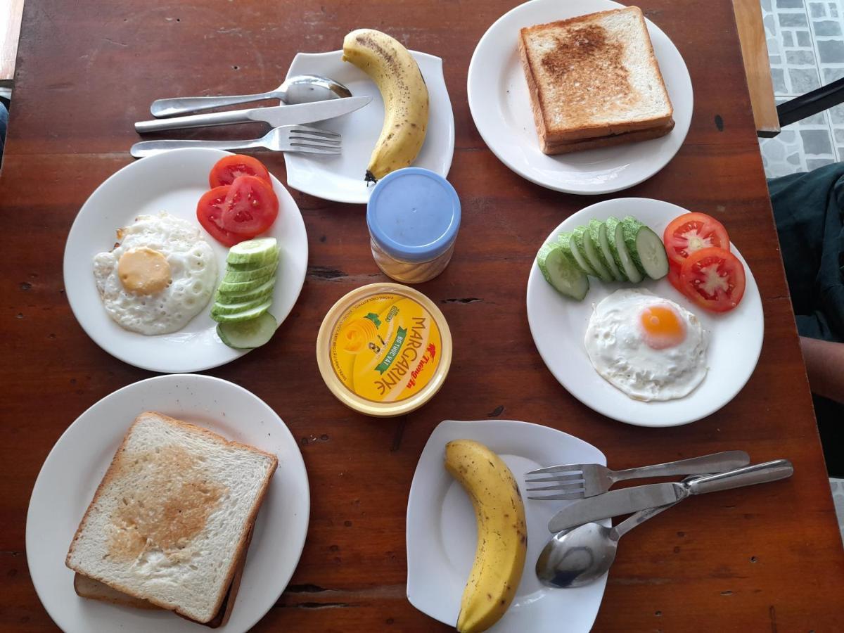 Home Away Home Hostel Ho Chi Minh City Bagian luar foto