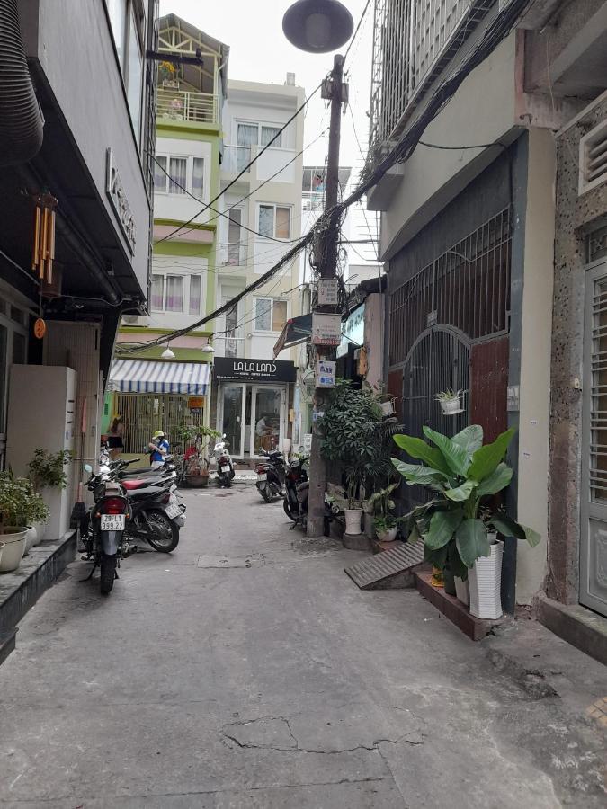 Home Away Home Hostel Ho Chi Minh City Bagian luar foto